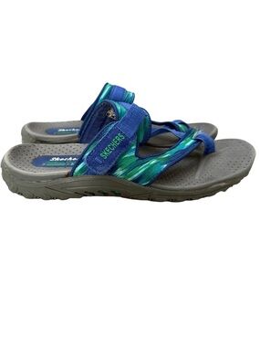 Skechers Women’s Reggae Brush Strokes Slip on Thong Slides. Size 8.